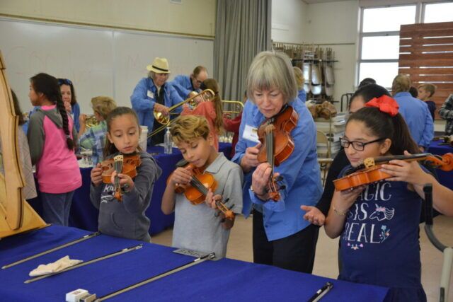 Music Van 2018 Meiners Oaks strings_Cindy Burton Music Van 2018 Meiners Oaks strings_Cindy Burton