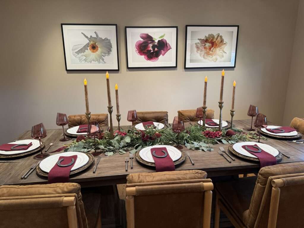 Holiday-Hearth-DiningTable.photoCindyPitouBurton-1024x768